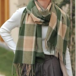 22Pcs Elegant Winter Plaid Scarf with Tassels