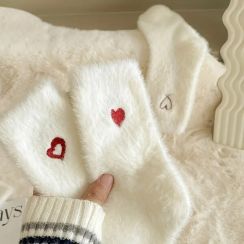 40 Pairs Fuzzy Heart Pattern Mid Calf Socks